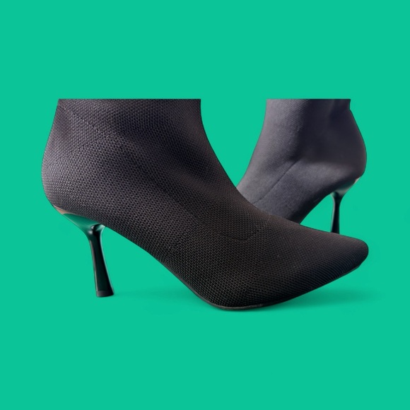 Torrid Bow Back Stiletto Knee Boot (WW - size 9,5 EXTRA WIDE WIDTH) - NWOB - Picture 8 of 10